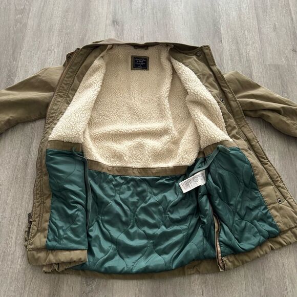 ABERCROMBIE & FITCH Sherpa-Lined Twill Jacket Zip Olive khaki women’s size small - Picture 6 of 7